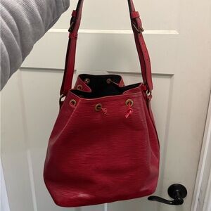 Louis Vuitton Red Epi Leather Bucket Shoulder Bag